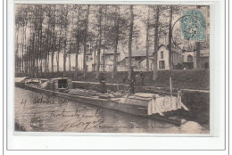 BOURGES - Canal Du Berry - Un Chaland - Très Bon état - Bourges