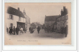 BAUGY - Place De La Mairie - Très Bon état - Baugy