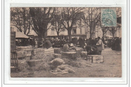 BERNAY : Marché Aux Oeufs - Tres Bon Etat - Bernay