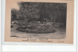 CRECY EN BRIE - """"A L' Hermitage"""" Hôtel-Restaurant - Une Vue Du Parc - Très Bon état - Autres & Non Classés