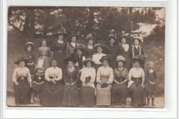 EQUEURDREVILLE - CARTE PHOTO - Groupe De Femmes Et Fillettes - Très Bon état - Equeurdreville