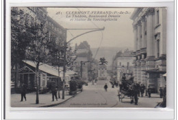 CLERMONT-FERRAND : Le Theatre, Boulevard Desaix Et Statue De Vercingetorix - Tres Bon Etat - Clermont Ferrand