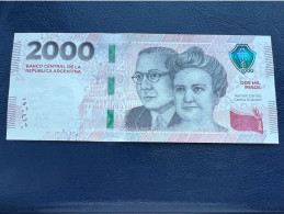 P368b 2000 PESOS 2023 Serie N New Variety Signatures Upper Right UNC. - Argentinië