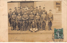 TOUL - Carte Photo - L'Escouade - Soldats - état - Toul