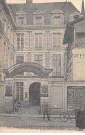 PARIS - Ancien Hôtel De La Présidente Des Bordes - Rue Du Parc Royal - Très Bon état - Distrito: 03
