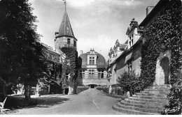 LAUZUN - Château - Cour D'honneur - état - Sonstige & Ohne Zuordnung