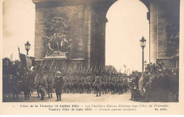 PARIS - Fêtes De La Victoire - 14 Juillet 1919 - Les Fusillers Marins Défilant Sour L'Arc De Triomphe - Très Bon état - Arrondissement: 08