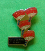 Pin's Voile Contact France Parachutisme Sportif - Parachutting