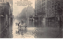 PARIS - Avenue Ledru Rollin - Inondations De 1910 - Un Habitant Rentrant à Son Domicile - Très Bon état - Arrondissement: 11