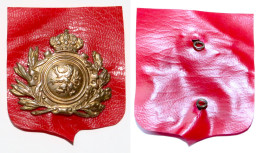 Militaria-BE-terre-insigne_Bataillon De Garde Sur écusson Rouge_21-14-1 - Hueste