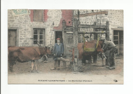 LE MARECHAL FERRANT - Ferrage Des Vaches   ( Carte Envoyé D'Ambert 63 ) - Other & Unclassified