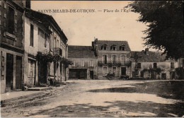 Saint Méard De Gurçon Place De L’église - Sonstige & Ohne Zuordnung