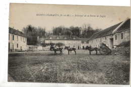Moissy-Cramayel (77) : L'intérieur De La Ferme De Lugny En 1910 (animé, Attelage) PF - Other & Unclassified
