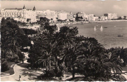 06. CANNES. JARDINS ET HÔTELS SUR LA CROISETTE. 1960. - Cannes