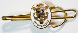 Militaria-SP-Mer-insigne_accessoire_pince Cravate_navire Infanta Elena_21-03 - Navy