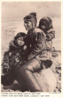 GRØNLAND Greenland - Woman Wearing The Amauti With Her Baby, Cape York - Publ. Administration Du Groenland - Egmont H. P - Grönland