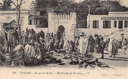 Maroc - TANGER - Au Grand Sokko - Marchands De Poteries - Postes Et Télégraphes - Ed. LL Lévy 188 - Tanger