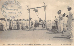 Algérie - COLOMB BÉCHAR - Une Fête Au Bataillon Sénégalais - Le Jeu Du Baquet - Ed. J. Geiser 98 - Bechar (Colomb Béchar)