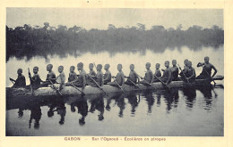 Gabon - Sur L'Ogoué - Ecolières En Pirogue - Ed. Société Des Missions Evangéliques  - Gabón