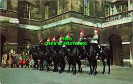 R600238 London. Changing The Guard Of Whitehall. Valentine. Valuxe. 1965 - Autres & Non Classés