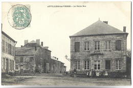 AUVILLERS LES FORGES - La Petite Rue - Autres & Non Classés