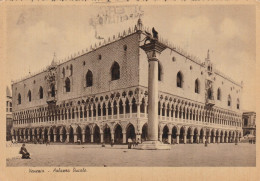 AD214 Venezia - Palazzo Ducale / Viaggiata 1942 - Venezia (Venice)