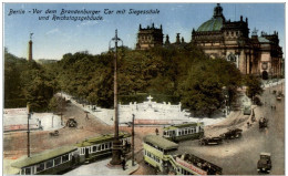 Berlin - Vor Dem Brandenburger Tor - Porta Di Brandeburgo