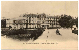 Deauville Sur Mer - Facade Du Grand Hotel - Deauville