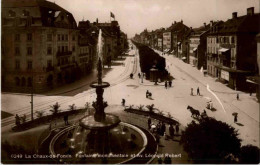 La Chaux De Fonds - Fontains Monumentale Et Av Leopold Robert - La Chaux-de-Fonds