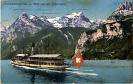 Blick Auf Die Urner Alpen Mit Schiff - Autres & Non Classés