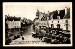 52 - CHAUMONT - PLACE DE L'HOTEL DE VILLE ET RUE DE LA VICTOIRE DE LA MARNE - AUTOMOBILES - Chaumont