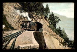 73 - AIX-LES-BAINS - LE CHEMIN DE FER DU MONT REVARD - TRAIN A LA SORTIE DU TUNNEL - AQUA-PHOTO - Aix Les Bains