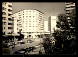 MAROC - CASABLANCA - AVENUE DE LA REPUBLIQUE - SERIE VISAGE PHOTOGRAPHIQUE DU MAROC - EDIT BERNARD ROUGET, CASABLANCA  - Casablanca