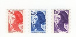 Les 3 Liberté De 1983 YT 2274d + 2275a Et 2276c En GOMME MATE. Pas Courant, Voir Le Scan. Cotes YT : 32 €, Maury : 30 €. - Unused Stamps