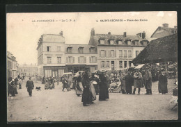 CPA Saint-Georges, Place Des Halles  - Autres & Non Classés