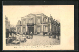 CPA Eu, Hôtel De Ville Et Marché Au B. é.  - Eu