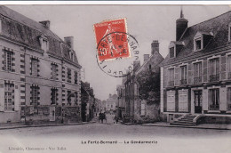 La Ferte Bernard (72 Sarthe) La Gendarmerie - édit. Librairie Vve Tollet (carte Glacée Type Carte Photo) - La Ferte Bernard