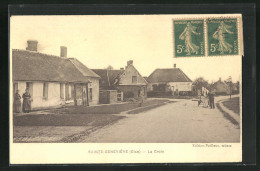 CPA Sainte-Geneviève, La Croix, Vue De La Rue  - Sainte-Geneviève