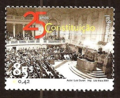 2001 Portugal 2502 25 Years Of The Portuguese Republic - Timbres