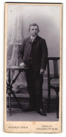 Fotografie Wilhelm Stein, Berlin, Portrait Knabe In Anzug  - Anonyme Personen