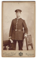 Fotografie Ernst Zink, Potsdam, Portrait Soldat In Uniform  - Anonyme Personen