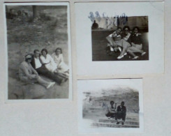 Lot De Trois Photographies De Groupes D'amis (5cm X 4cm). - Anonymous Persons