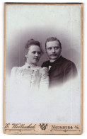 Fotografie E. Wolleschak, Naumburg A. S., Portrait Elegant Gekleidetes Paar  - Personnes Anonymes