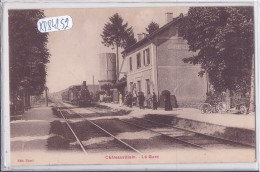 CHATEAUVILLAIN- LA GARE- LE TRAIN - Chateauvillain