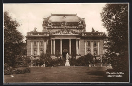 AK Wiesbaden /Rh., Partie Vorm Staatstheater  - Theatre