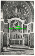 R604822 London. Westminster Cathedral. Holy Souls Chapel. The Altar. Valentine. - Autres & Non Classés