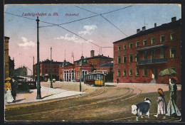 AK Ludwigshafen A. Rh., Bahnhof Mit Strassenbahn  - Tram