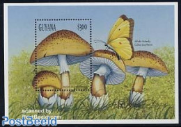 Guyana 1999 Lepioto Acutesquamoso S/s, Mint NH, Nature - Butterflies - Mushrooms - Hongos