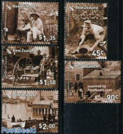 New Zealand 2006 Gold Rush 5v, Mint NH, History - Science - Transport - History - Mining - Ships And Boats - Nuevos