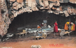 63 ROYAT LA GROTTE DES LAVEUSES - Royat